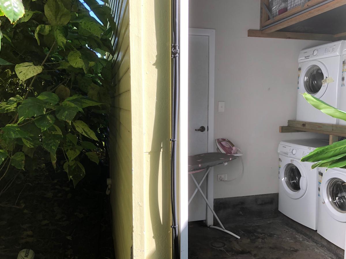 Five 3 Five Aparthotel Urangan Kültér fotó